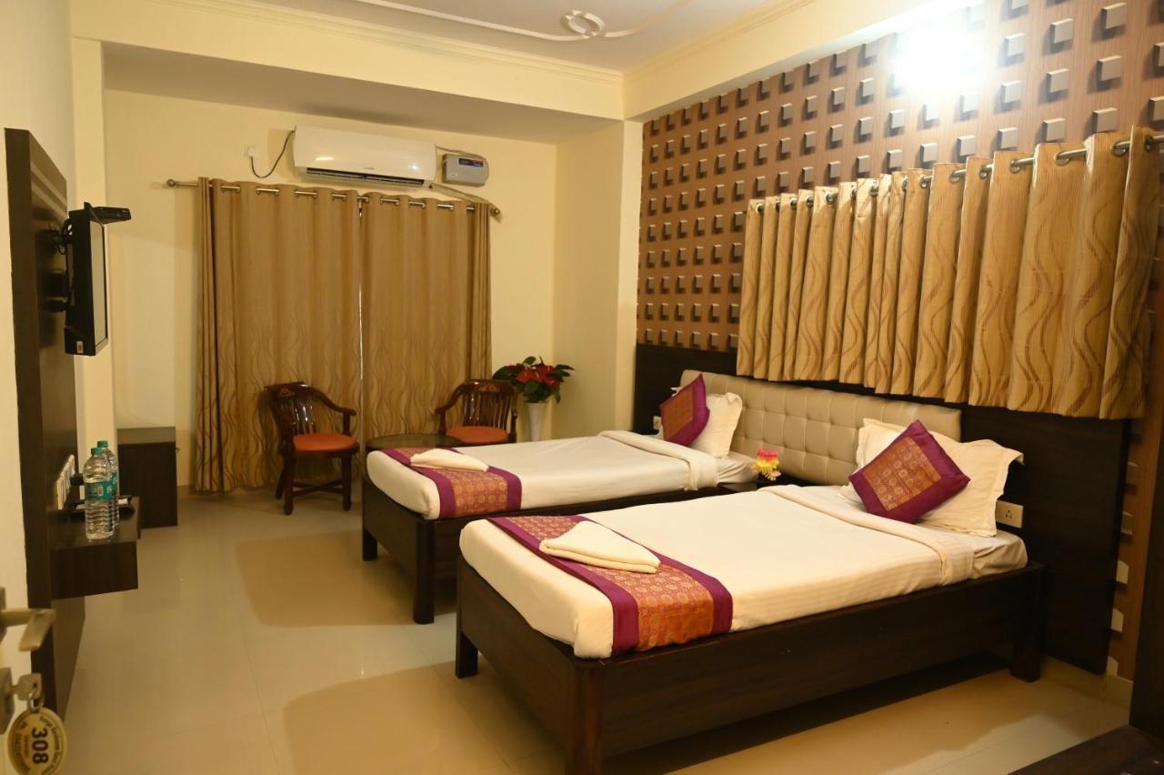 Ganga Darshanam Guesthouse At Dashashwamedh Ghat Βαρανάσι Εξωτερικό φωτογραφία
