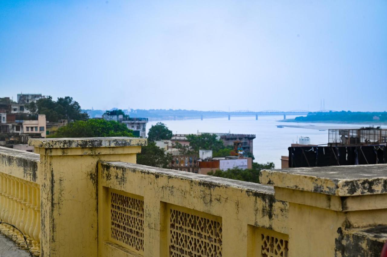 Ganga Darshanam Guesthouse At Dashashwamedh Ghat Βαρανάσι Εξωτερικό φωτογραφία